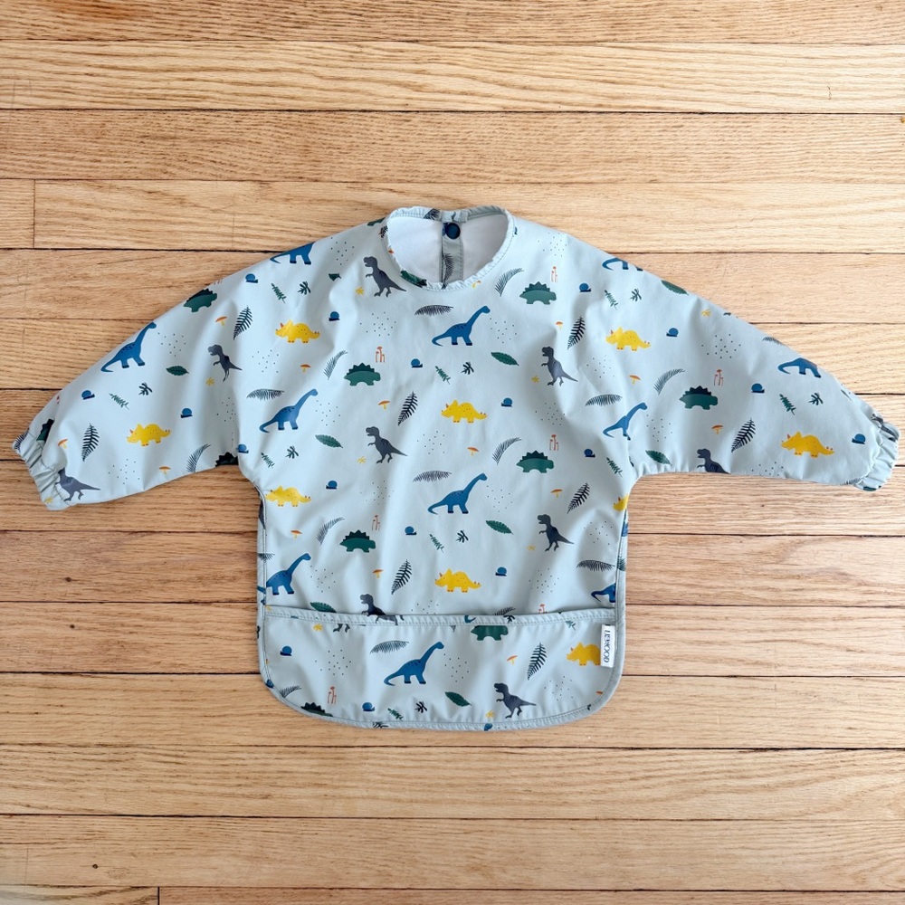 LIEWOOD WATERPROOF FEEDING/CRAFTING BIB WITH POCKETS